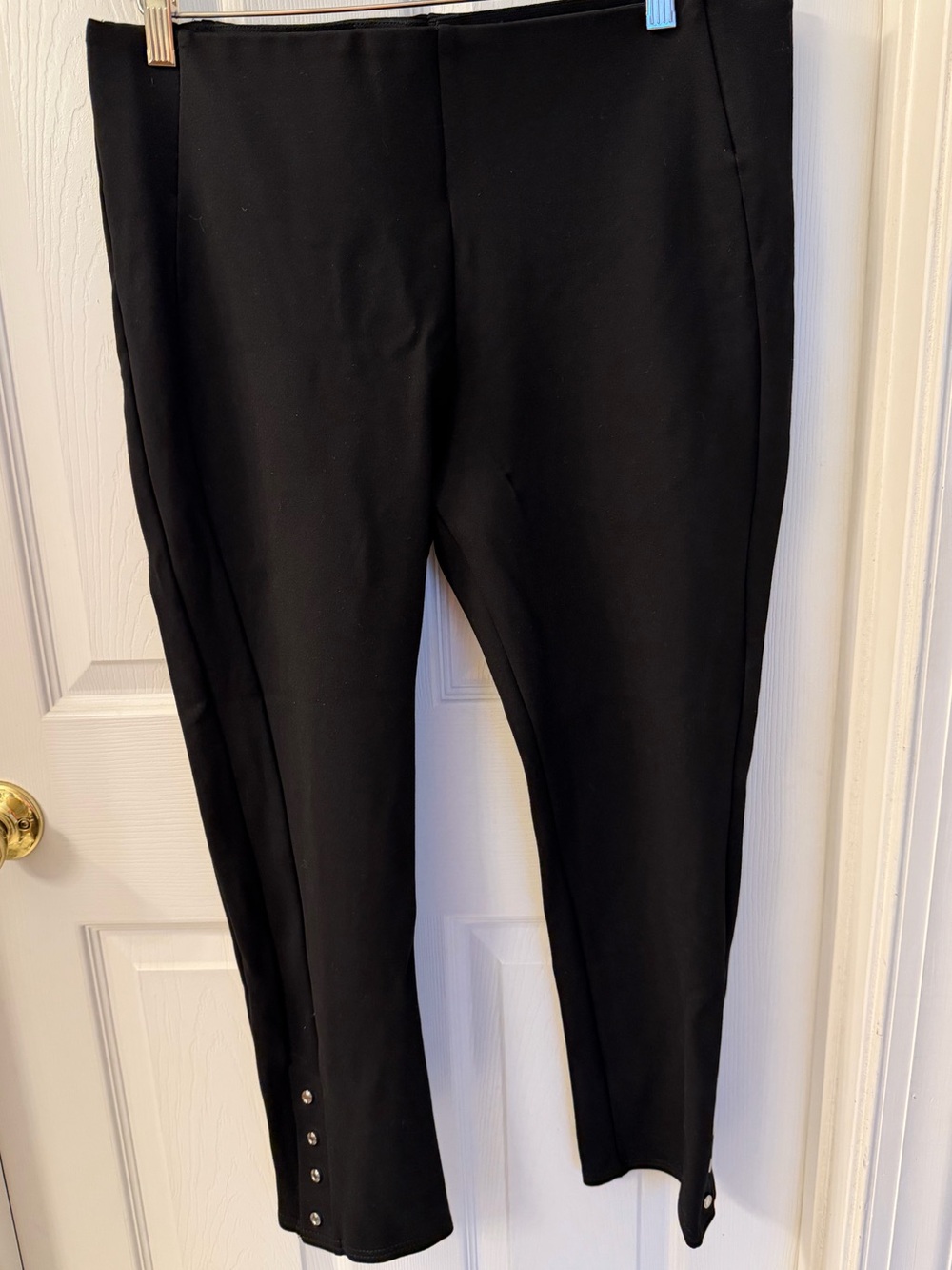 Slim Factor by Investments Black Leggings with Button Details Sz Lg
